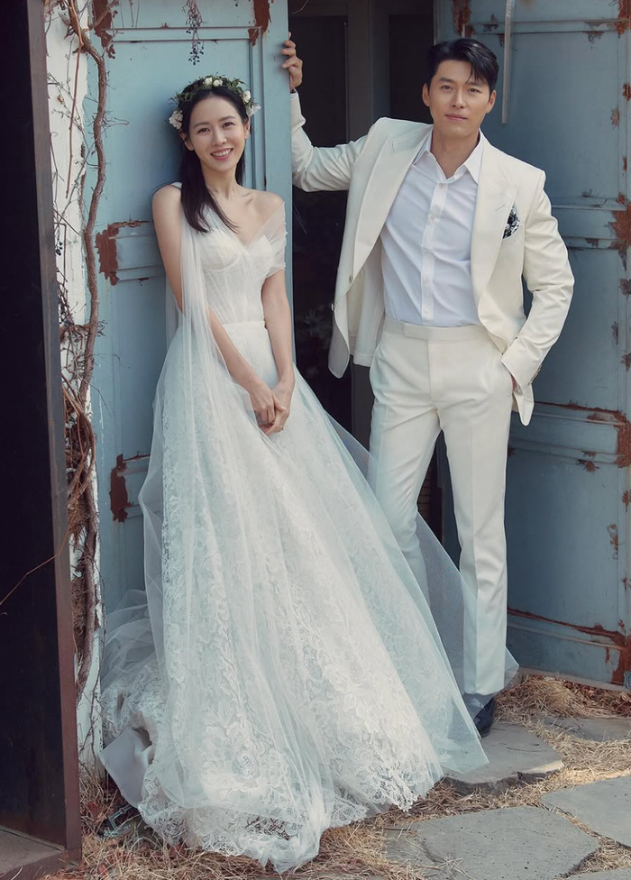 Hyun Bin và Son Ye Jin hiếm khi nhắc đến con mỗi khi sử dụng mạng xã hội. Ảnh: IGNV