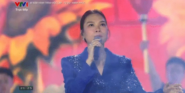 Khoảnh khắc 'nổi da gà' của Mỹ Tâm tại concert Quốc gia Ảnh 2