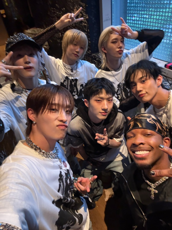 Phát hiện thi thể người trong xe hơi của nam ca sĩ nổi tiếng Ảnh 3