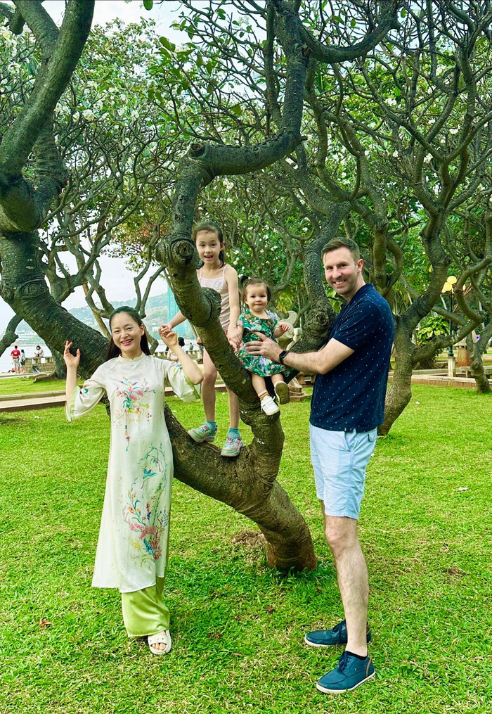 Lan Phương từng chia sẻ bản thân phát hiện bị chồng Tây 'thao túng tâm lý' vào đầu năm nay. Ảnh: FBNV