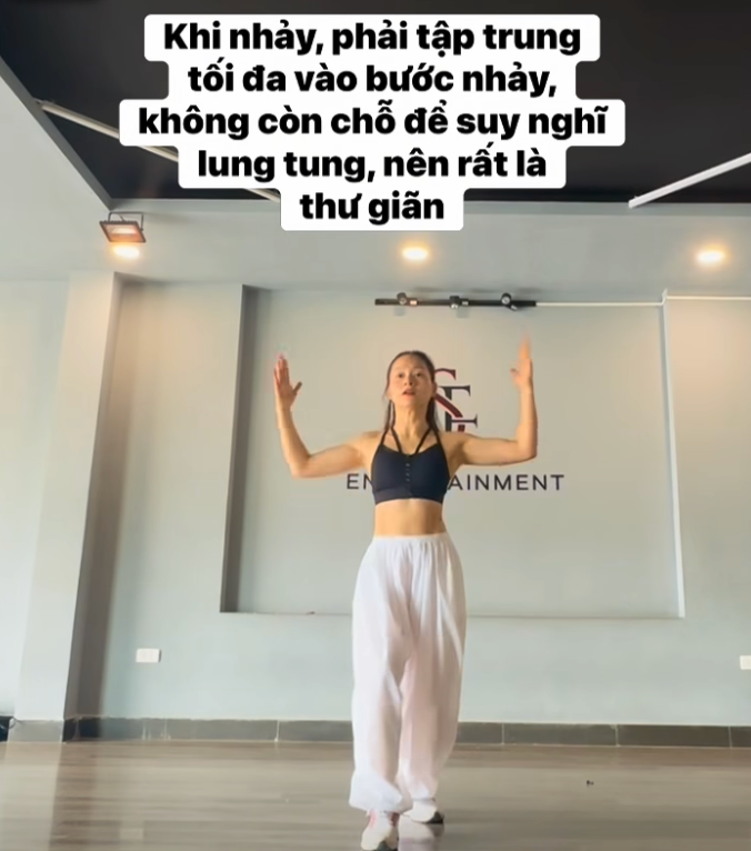 Lan Phương bắt đầu đi tập nhảy trở lại sau khi ly thân. Ảnh: FBNV
