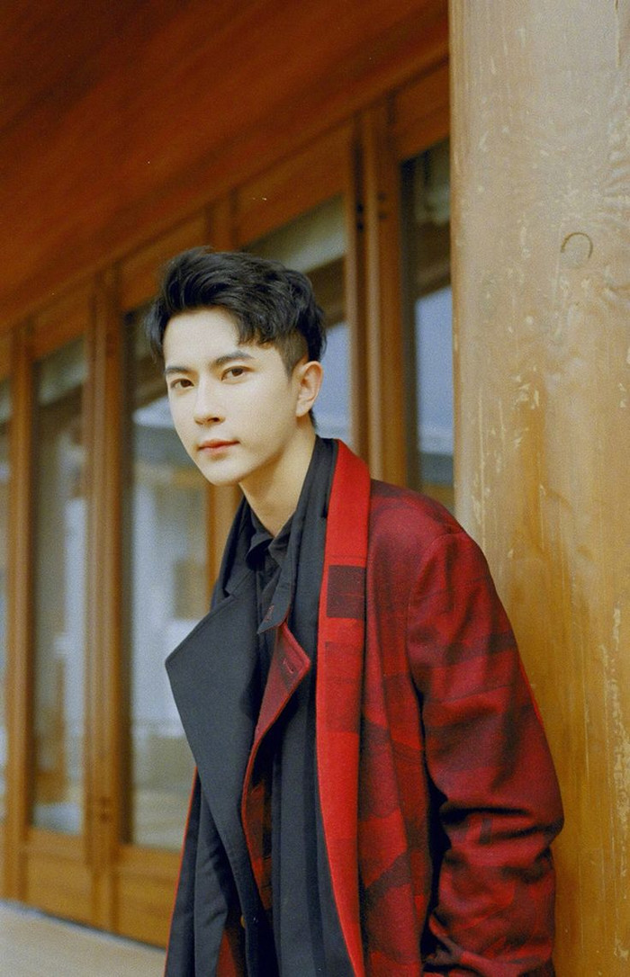 Nam ca sĩ ngã lầu tử vong, cha mẹ gục ngã vì mất đi đứa con duy nhất Ảnh 4