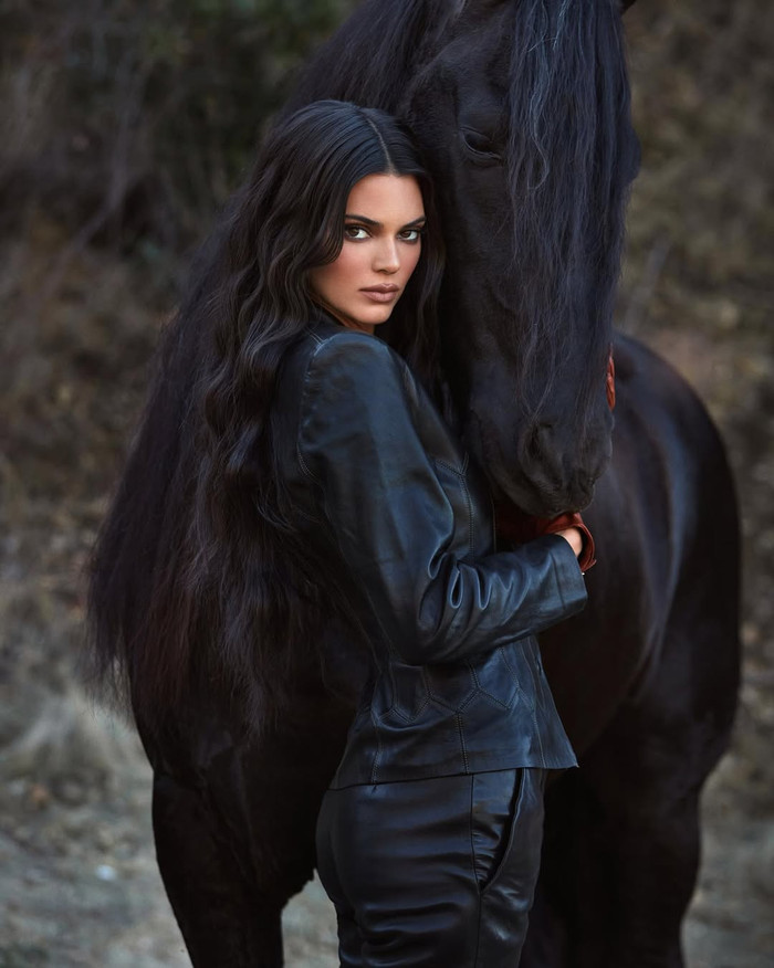 Kendall Jenner mong muốn rời khỏi sàn diễn và hào quang để tận hưởng cuộc sống bình yên. (Ảnh IGNV)