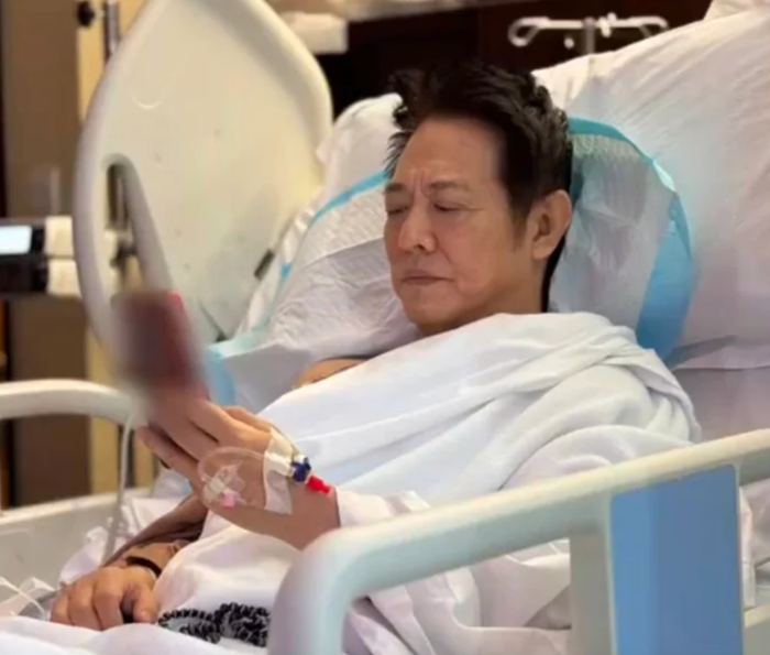 Lý Liên Kiệt nỗ lực làm việc khi vừa mới phẫu thuật. Ảnh chụp màn hình