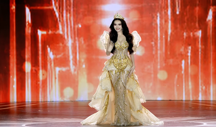 Á hậu 1 Lê Phan Hạnh Nguyên. (Ảnh chụp màn hình)