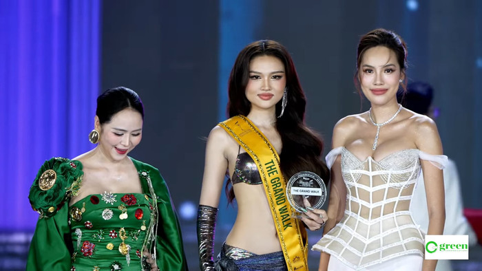 Thí sinh Nguyễn Thị Thu Ngân. (Ảnh chụp màn hình)