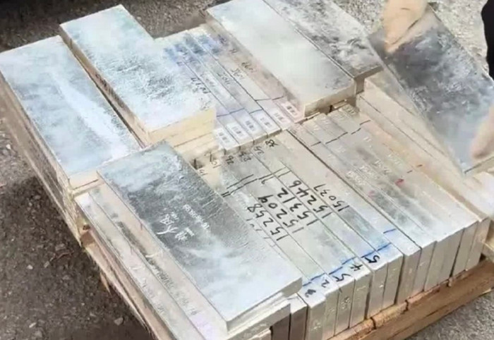 13 thỏi bạc trị giá hơn 5 tỷ đồng 'bốc hơi' trên đường, tài xế treo thưởng khủng cho ai tìm thấy Ảnh 2