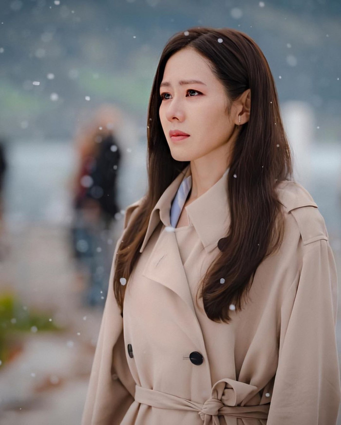 Son Ye Jin từng là biểu tượng của dòng phim tình cảm lãng mạn Hàn Quốc (Ảnh: Netflix). 