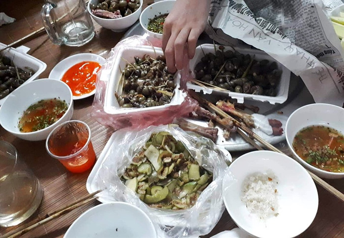 3 loại đồ dùng cực độc nhưng vẫn được ưa chuộng trên mâm cơm Việt Ảnh 1