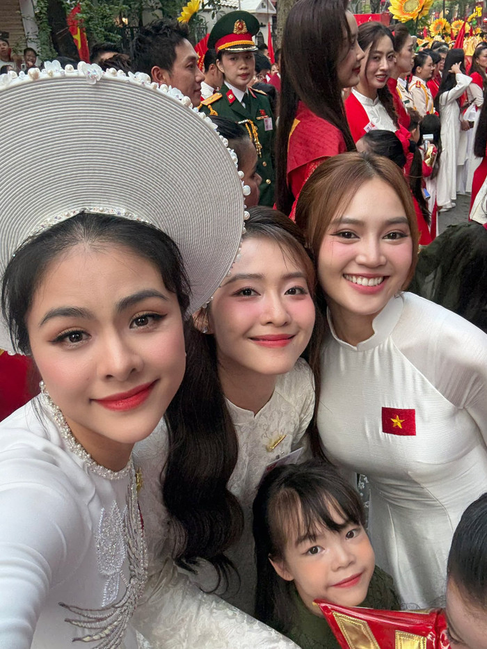 Khoảnh khắc đáng nhớ của sao Việt tại lễ diễu binh, diễu hành 2/9.