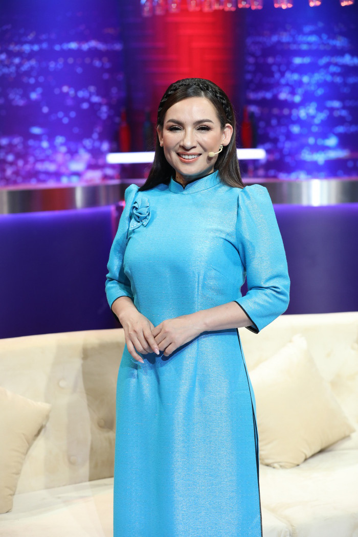 Đoạn clip của ca sĩ Phi Nhung khiến dân tình xôn xao Ảnh 1