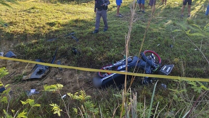 Phát hiện nam ca sĩ tử vong dưới mương, người dân bàng hoàng Ảnh 1