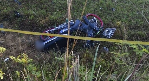 Phát hiện nam ca sĩ tử vong dưới mương, người dân bàng hoàng Ảnh 2