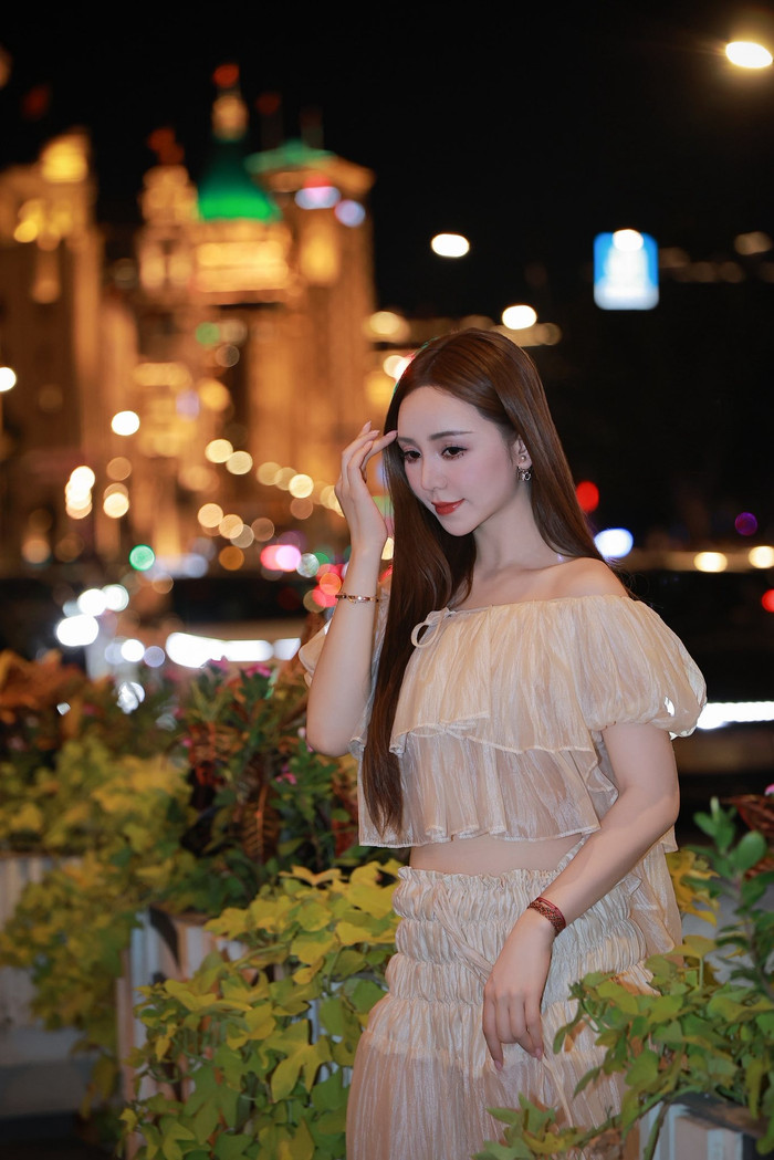 Quỳnh Kool khoe vòng eo con khiến khán giả 'nóng mắt' Ảnh 3