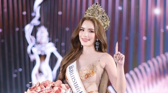 Hình ảnh của Suphannee “Baby” Noinonthong khi vừa mới đăng quang ngôi vị hoa hậu tại cuộc thi Miss Grand Prachuap Khiri Khan. Ảnh: IGNV