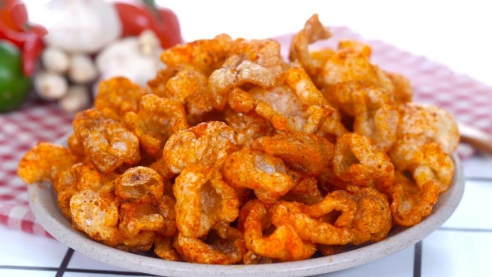 Món ăn vặt không thể thiếu trên bàn nhậu của giới trẻ.