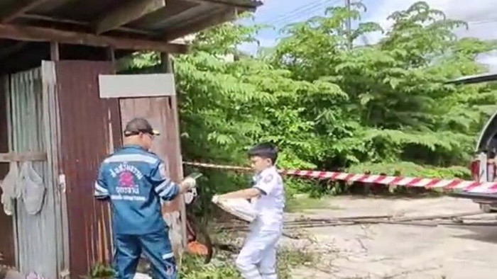 Con chó sửa 2 đêm liền, người dân lần theo dấu vết thì phát hiện cảnh tượng hãi hùng Ảnh 2