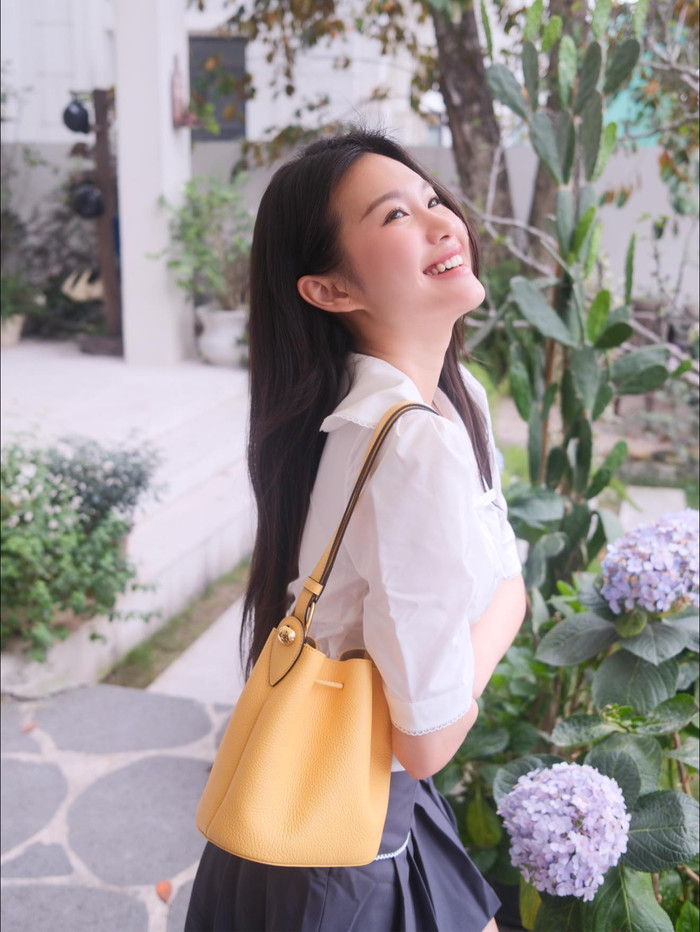 Vợ Đoàn Văn Hậu từng đạt thành tích Top 10 Hoa hậu Việt Nam 2020. (Ảnh FBNV)