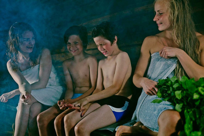 Tắm hơi tại Phần Lan. Ảnh: Kari Ylitalo.