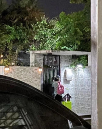 Người phụ nữ 60 tuổi đi hơn 500km để 'xin giống' chàng trai thấy trên mạng Ảnh 3