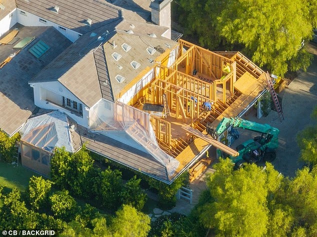 Nữ ca sĩ chi tiền 'khủng' sửa lại biệt thự 554 tỷ đồng sau ly hôn chồng Ảnh 3