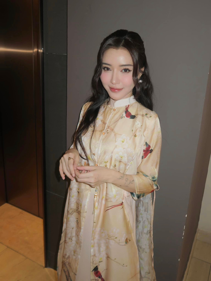 Giữa lúc khó khăn, ca sĩ Bích Phương đã có hành động đẹp (Ảnh: FBNV).