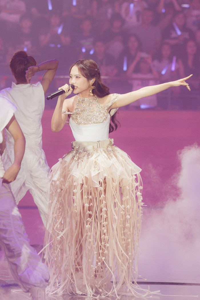 Xôn xao ảnh đám cưới của Phương Mỹ Chi? Ảnh 6