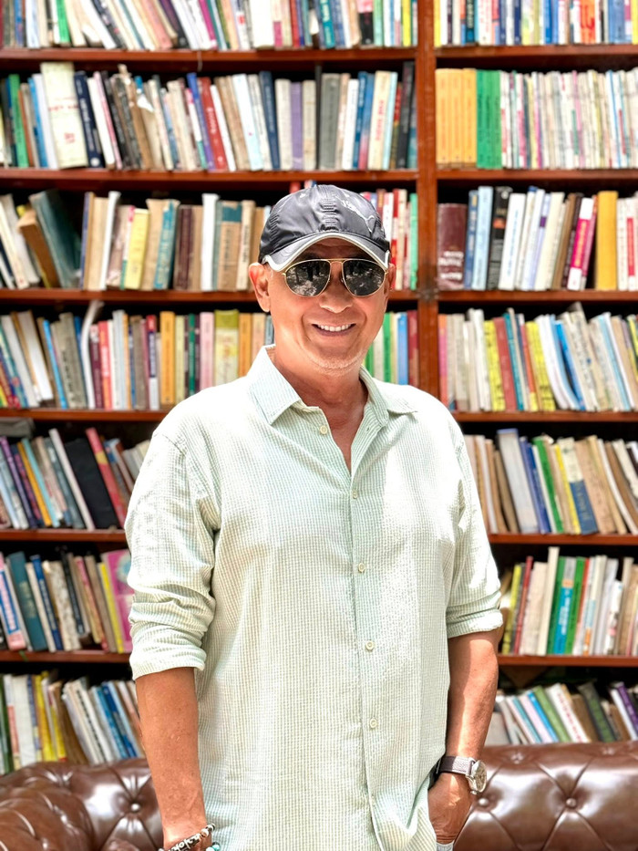 Vẻ ngoài phong độ của Tùng Yuki. (Ảnh FBNV)