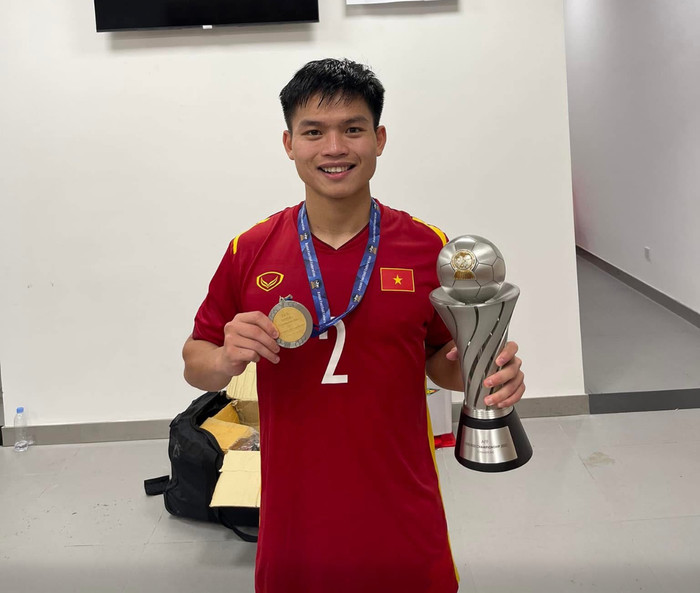 Liệu Hồ Văn Cường đang bị HLV Kim Sang Sik đặt dấu chấm hết trong hành trình cùng U23 Việt Nam? Ảnh: FBNV