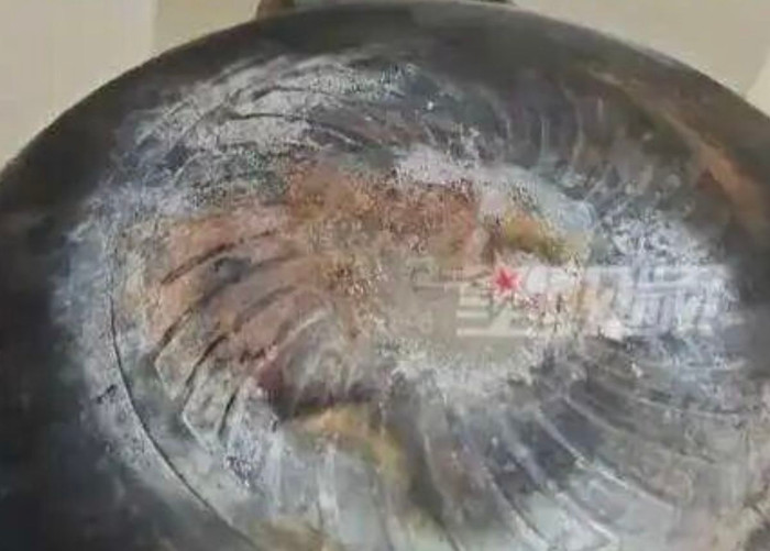 Quên tắt bếp gas suốt 27 ngày, người đàn ông bàng hoàng sau khi trở về nhà Ảnh 1