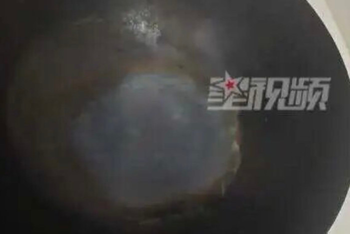 Quên tắt bếp gas suốt 27 ngày, người đàn ông bàng hoàng sau khi trở về nhà Ảnh 2