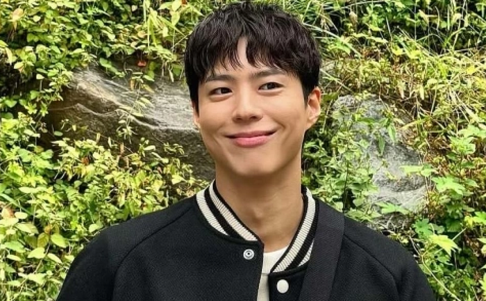 Park Bo Gum gây chú ý khi tham gia một bộ phim truyền hình ăn khách, đồng thời ghi điểm nhờ hình ảnh thân thiện qua các chương trình giải trí.