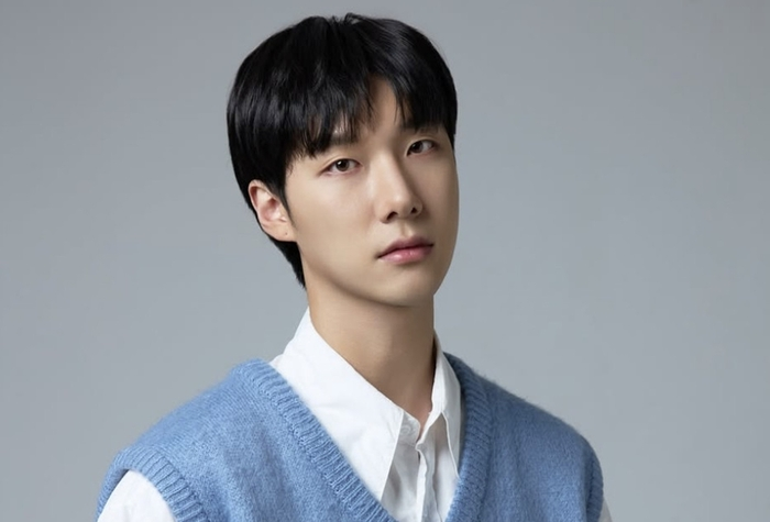 Choi Tae Woong thừa nhận sự non nớt của bản thân về những chuyện trong quá khứ.&nbsp;