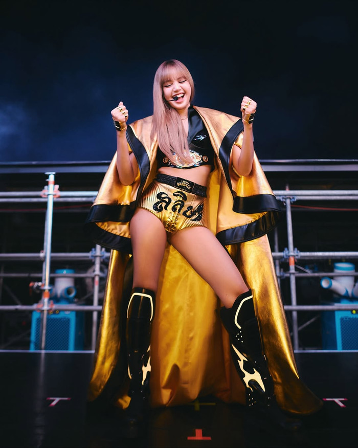 Lisa luôn thể hiện sự chuyên nghiệp mỗi khi xuất hiện trước khán giả. Ảnh: IGNV