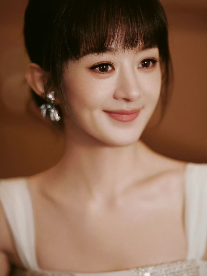 Tạo hình lần này của Triệu Lệ Dĩnh nhận về hiệu ứng tích cực từ công chúng.