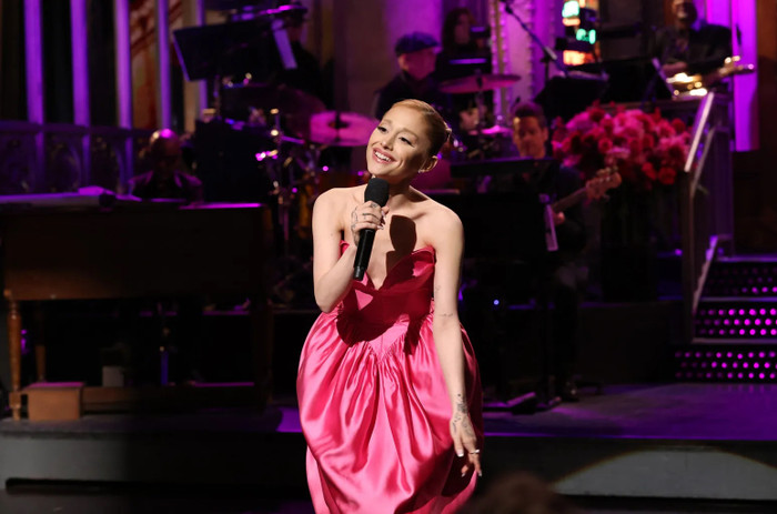 Ariana Grande lên tiếng làm rõ phát ngôn về album mới Ảnh 4