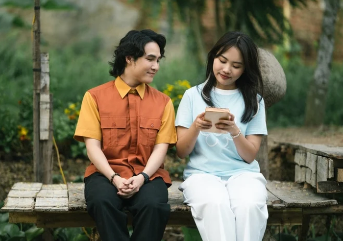 Phương Mỹ Chi lần đầu 'chạm ngõ' điện ảnh với Nhà Gia Tiên.