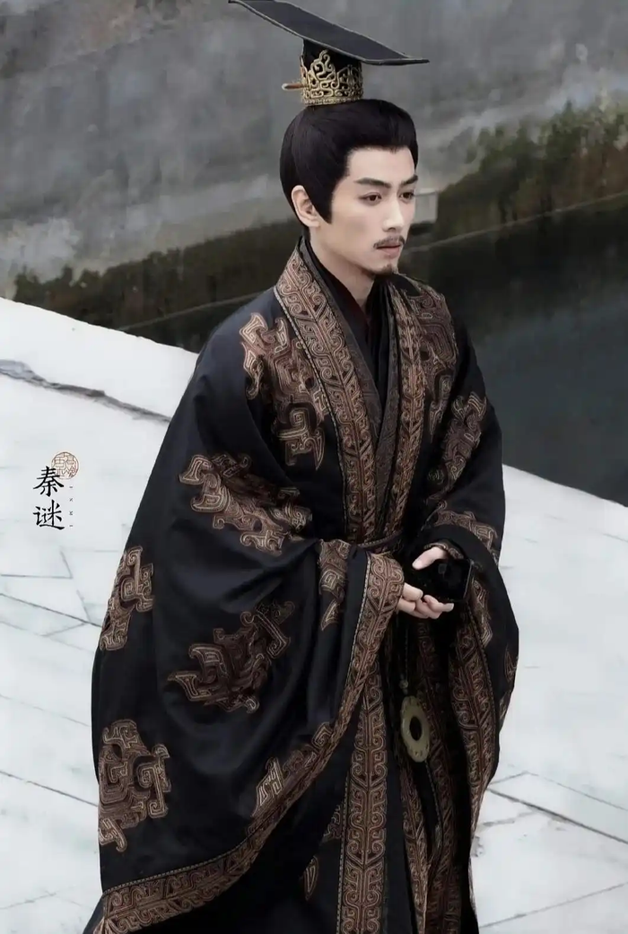 Đại Tần Đế &nbsp;Quốc là dự án &nbsp;tiếp theo được kỳ vọng của Trần Hiểu sau Người làm ăn lớn