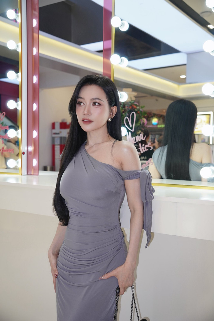 Sĩ Thanh hiện tại gần như không còn mặn mà với những hoạt động trong giới showbiz, chỉ tập trung cho công việc cá nhân. Ảnh: FBNV