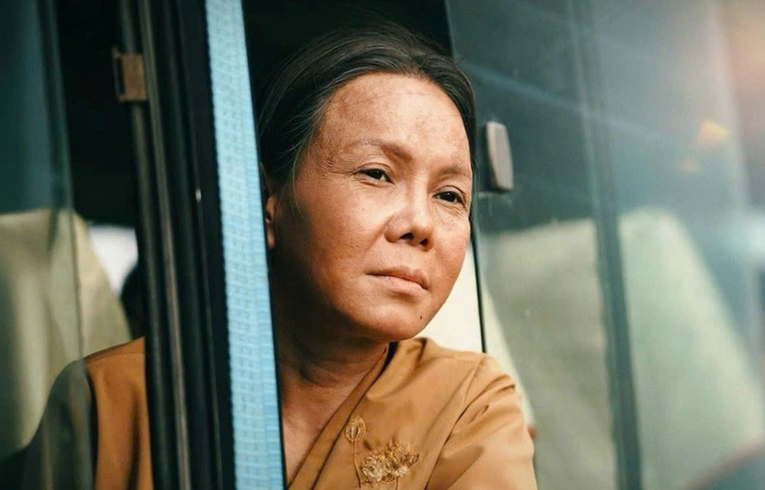 Việt Hương trong năm 2025 thăng hoa, ghi dấu ấn mạnh mẽ cả về phòng vé lẫn giải thưởng điện ảnh