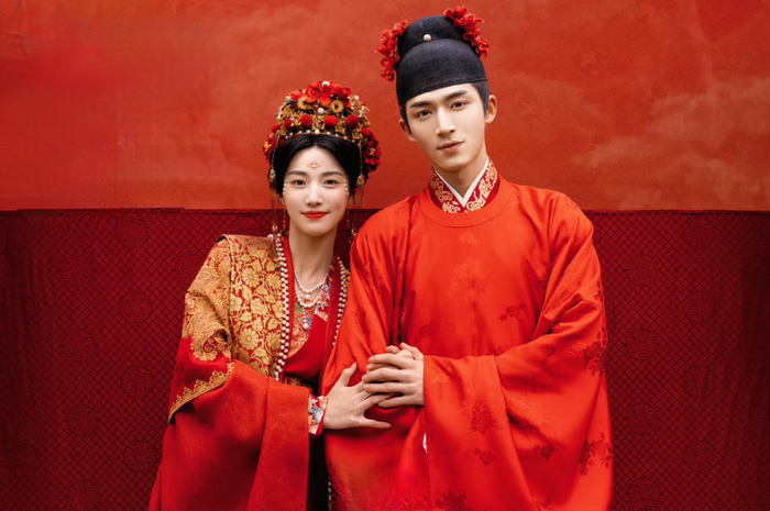 Xoay quanh năm cô con gái nhà họ Hàn, bộ phim mang màu sắc gia đình - hôn nhân nhẹ nhàng, kể những câu chuyện cưới trước đầy duyên dáng và đời thường.