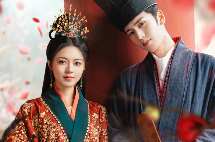 Lý Dung và Bùi Văn Tuyên kết hôn vì lợi ích chính trị, mang theo oán hận đến cái chết. Khi cùng trùng sinh, cả hai quyết định thay đổi số phận nhưng vẫn không thể tránh khỏi sợi dây nhân duyên.