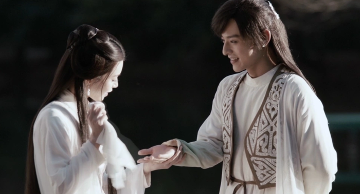 Vương Ngữ Yên và Đoàn Dự của Thiên long bát bộ.