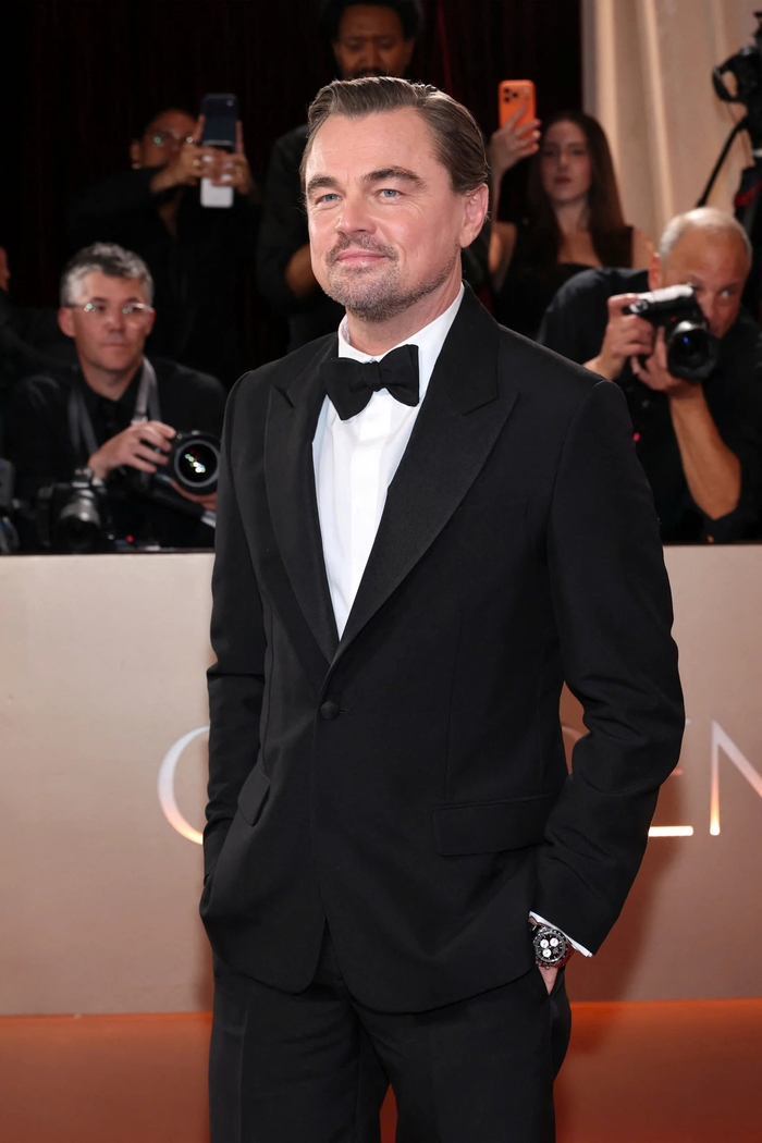 Leonardo DiCaprio trong bộ suit chuẩn quý ông lịch lãm.&nbsp;