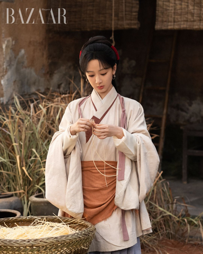 Đại chiến S+: Dương Tử và Địch Lệ Nhiệt Ba 'so găng', màn ảnh Hoa ngữ tháng 3 rúng động. Ảnh 3