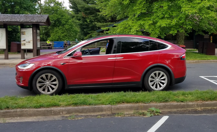 Mẫu xe sang diễn viên Kim Hiền lựa chọn.