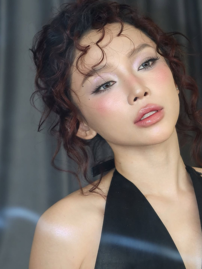 Nhan sắc và vóc dáng của Tóc Tiên ở tuổi U40 khiến nhiều người ngưỡng mộ (Ảnh: ISNV).