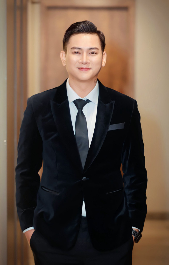 Hoài Lâm gia nhập 'câu lạc bộ diễn viên phim trăm tỷ' (Ảnh: FBNV).