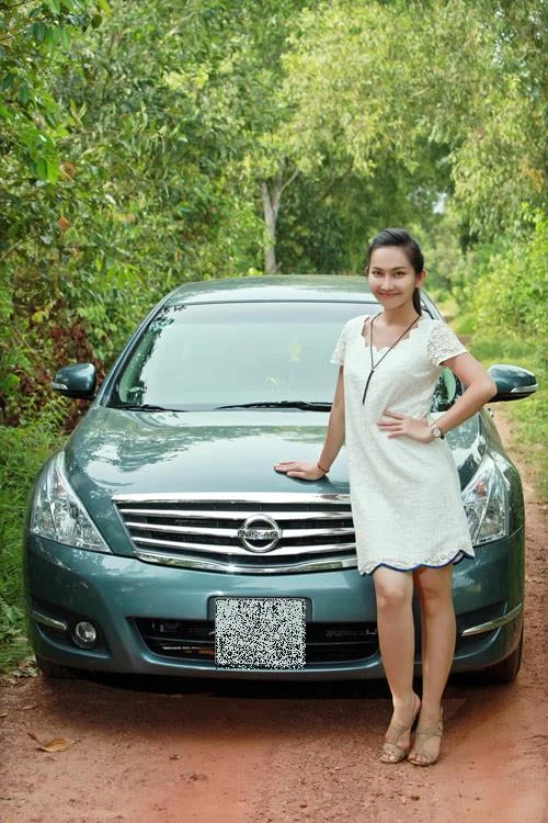 Chiếc xe 200 triệu của Kim Hiền.