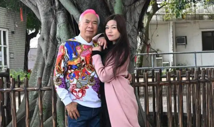 Mối quan hệ chênh lệch tuổi tác giữa Lý Long Cơ và Vương Thanh Hà từng thu hút nhiều sự quan tâm trước khi kết thúc trong tranh cãi và nước mắt